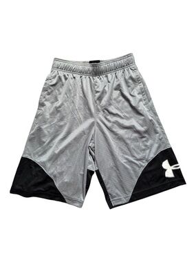 Under Armour Men’s Light Gray & Black basketball Athletic Performance Shorts